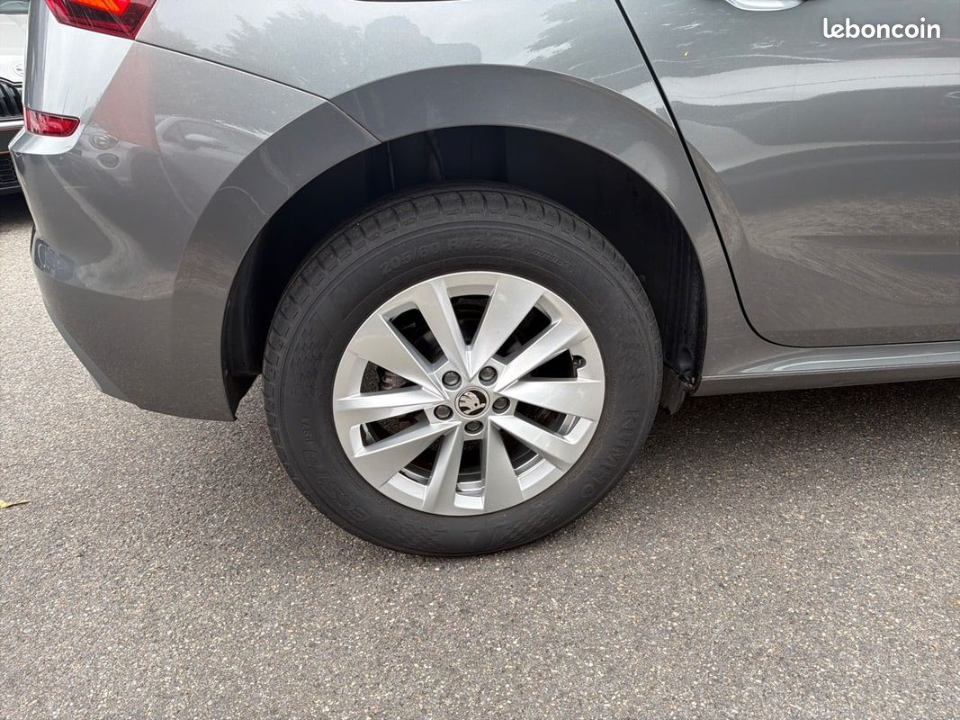 SKODA Kamiq 1.0 TSI Evo 110 ch BVM6 Ambition (image 29)