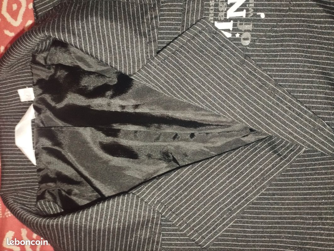 Veste noir 4 ans noir avec des rayures legere (image 9)
