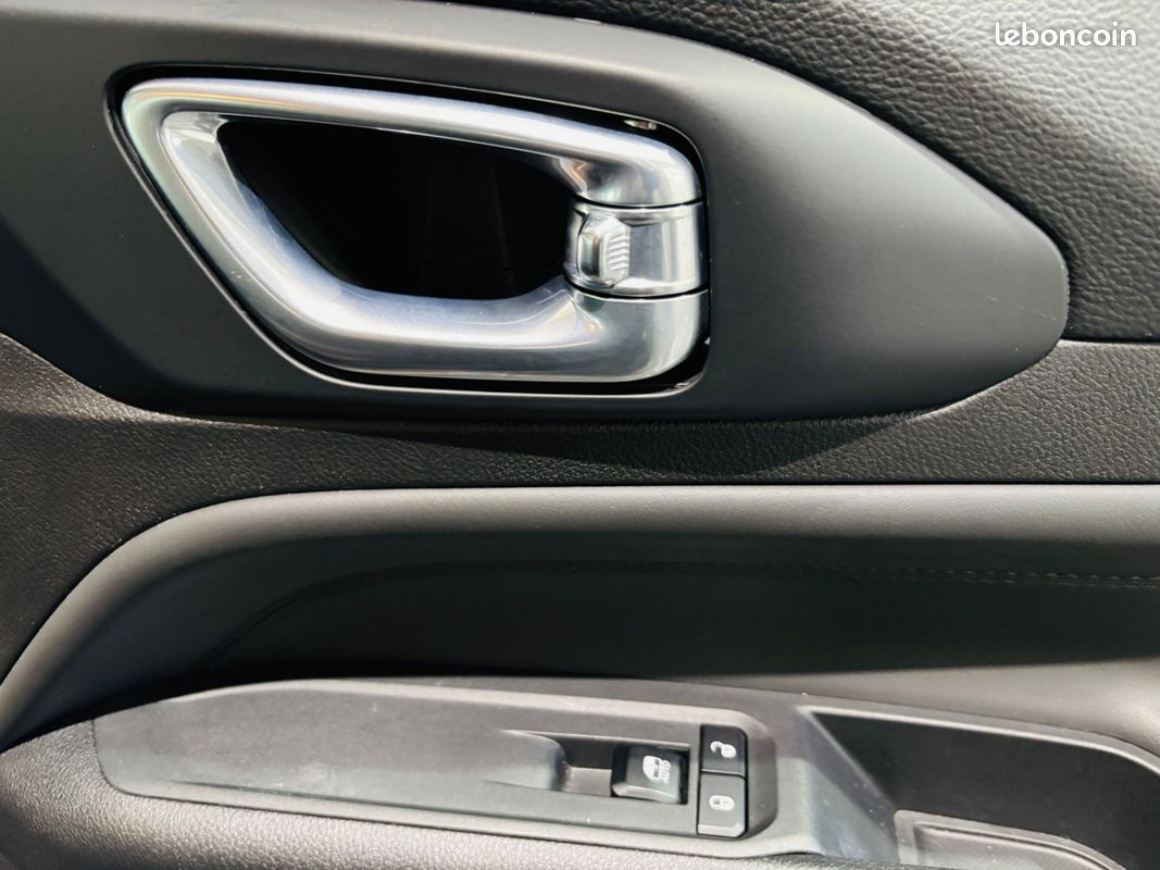 Jeep Compass 1.5 e-Hybrid 130 DTC-7 Summit (image 14)