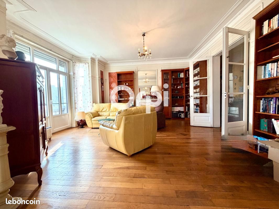 Appartement 4 pièces 172 m² · à Boulogne-sur-Mer · 172 m² · 255 000 €