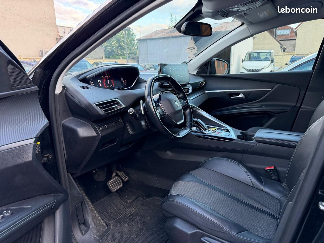 PEUGEOT 3008 BlueHDi 130ch SS EAT8 Allure BOITE AUTOMATIQUE (image 6)