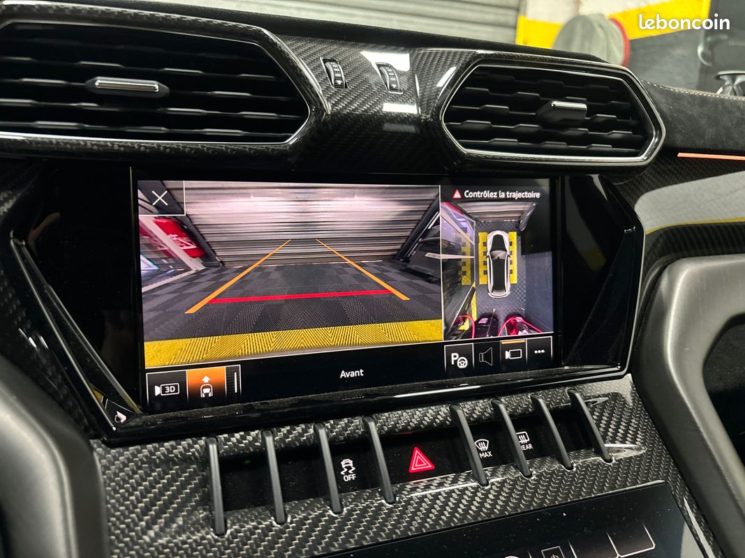 Lamborghini URUS 4.0 V8 666 cv Performante bva 8 origine France 71000 d'options tva récupérable (image 11)