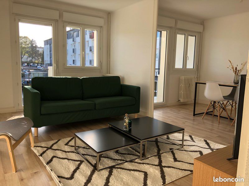 Appartement 5 pièces 86 m² · à Laval · 86 m² · 860 €