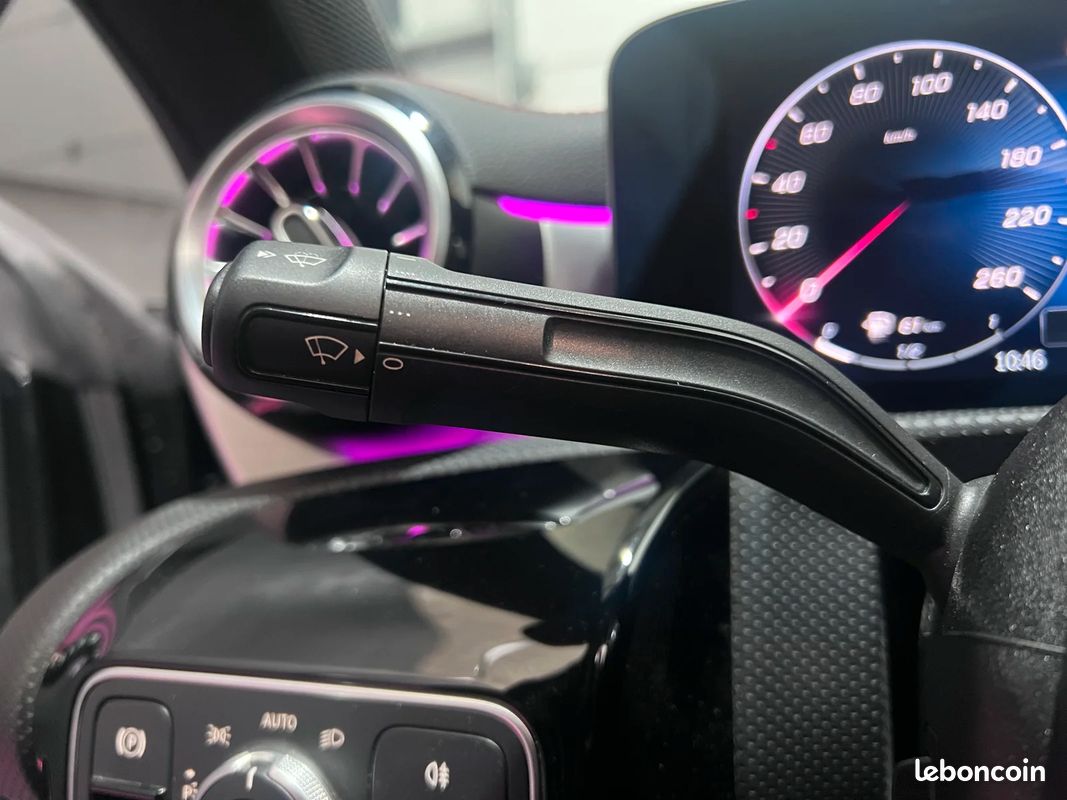 Mercedes-Benz CLASSE CLA 250e AMG Line - Suivi chez Mercedes - Full Options - Camera 360° - Carplay - Toit Ouvrant - Sieges avant Chauffants - Affichage tête haute (image 22)