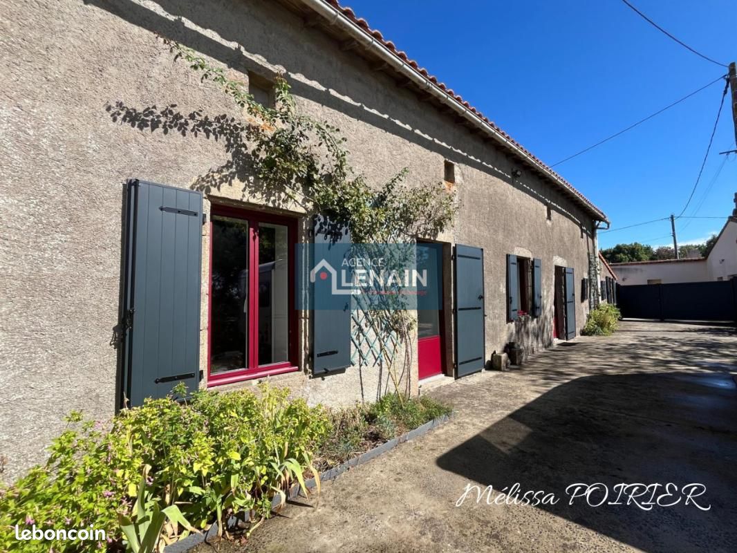 Maison 6 pièces 161 m² · à Tiffauges · 161 m² · 245 000 €