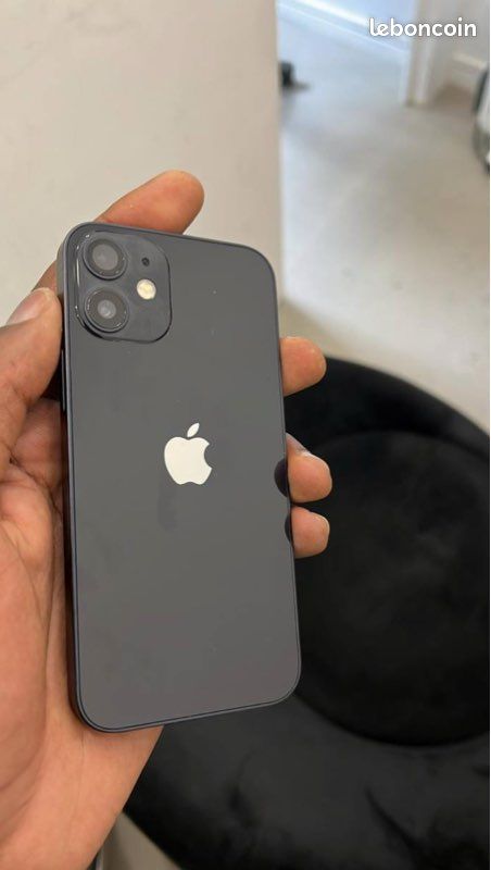 IPhone 12 mini (image 1)