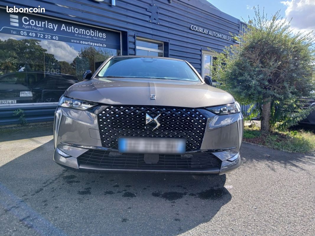Ds 4 (2) BLUEHDI 130 ETOILE ALCANTARA AUTO (image 2)