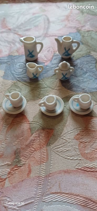 Accessoires maison de poupées (image 1)