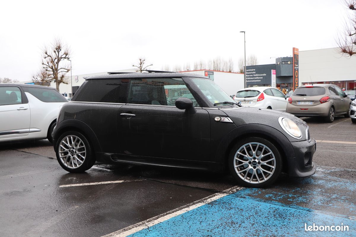 MINI MINI 2.0 SD 145 COOPER JCw (image 22)