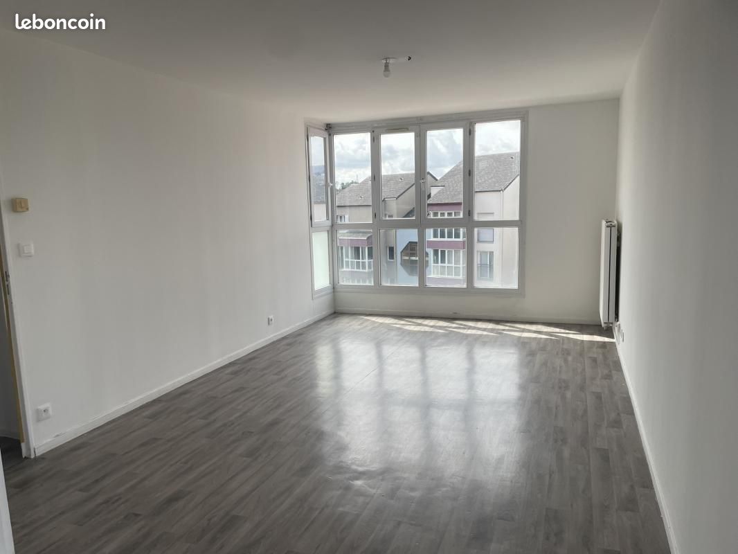 Appartement a louer charleville-mezieres - 4 pièce(s) - 82 m2 - Surfyn