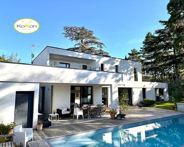 Maison 1 190 000 € - 234 m²