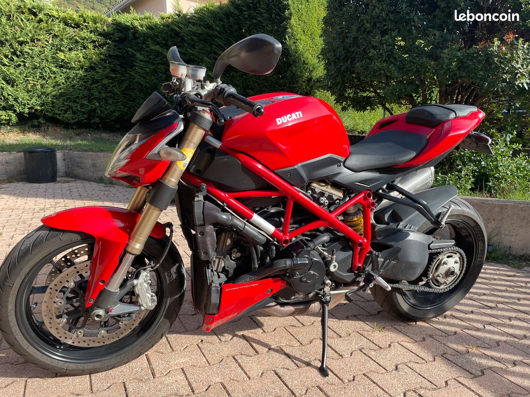 Ducati streetfighter 848 (image 3)