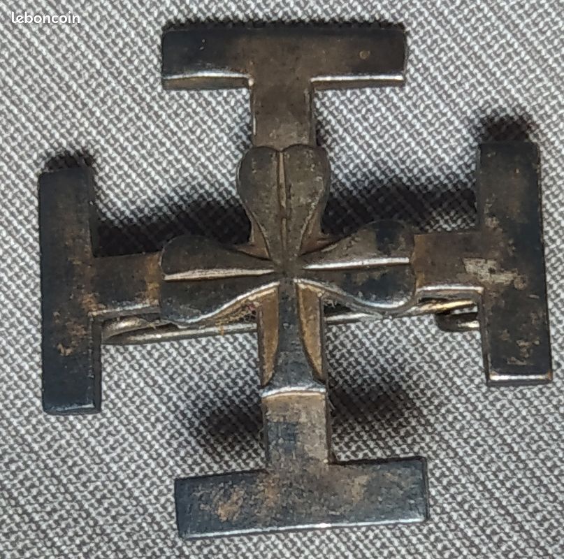 3 insignes scouts croix trèfle années 1940 (image 4)
