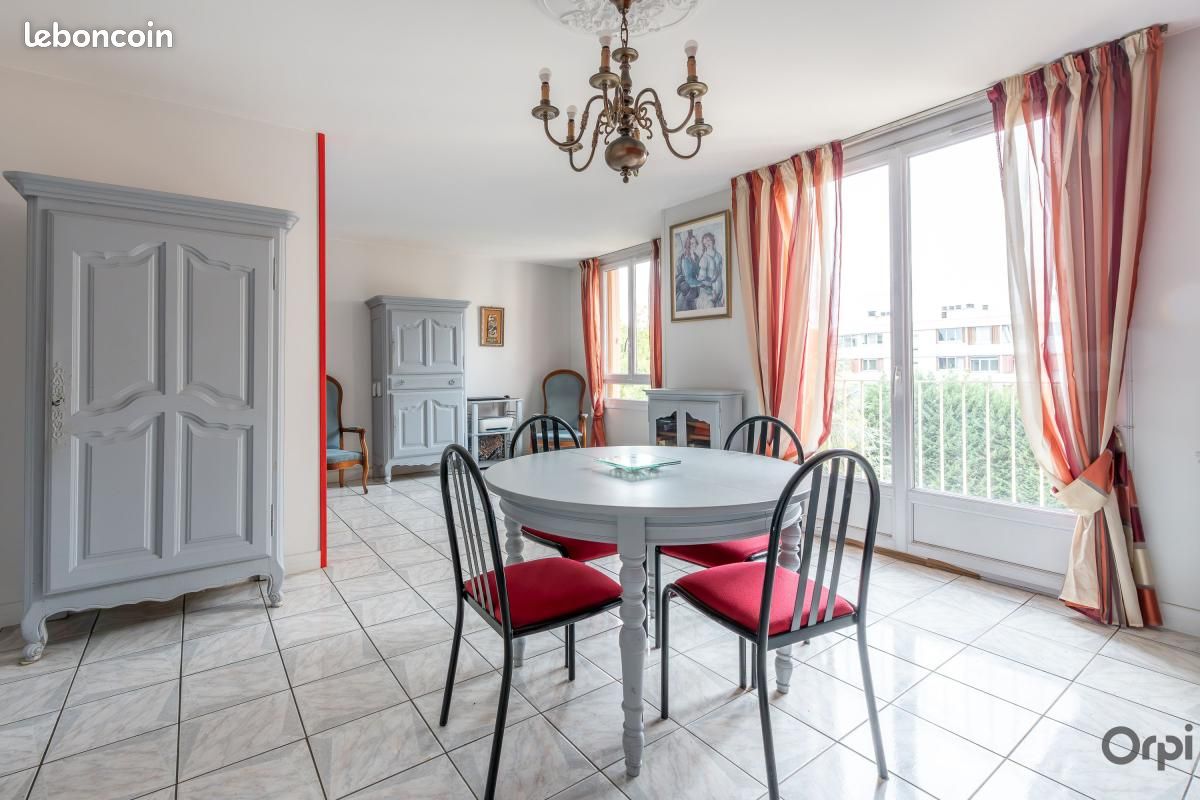 Appartement 3 pièces 65 m² · à Champigny-sur-Marne · 65 m² · 220 000 €