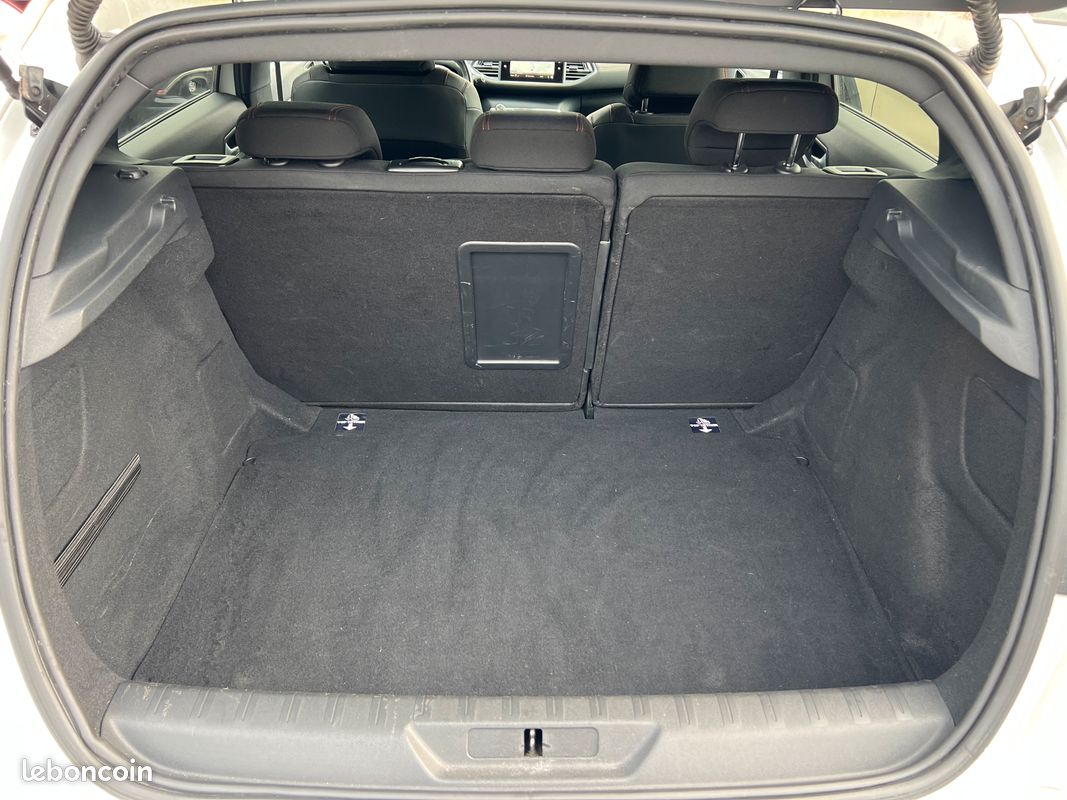 Peugeot 308 Phase II 1.5 BlueHDI 130 cv GT Line / distri neuve (image 6)