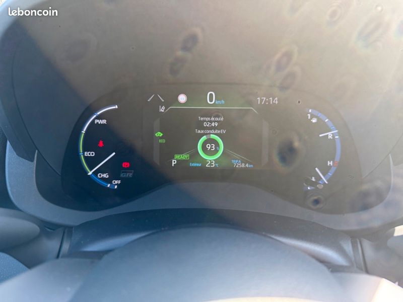 Toyota Yaris Cross Hybride 1.5 HYBRID 116H GR SPORT AUTO Pack (image 10)
