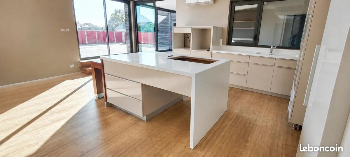 Maison 10 pièces 210 m² · à Ruaudin · 210 m² · 249 900 €