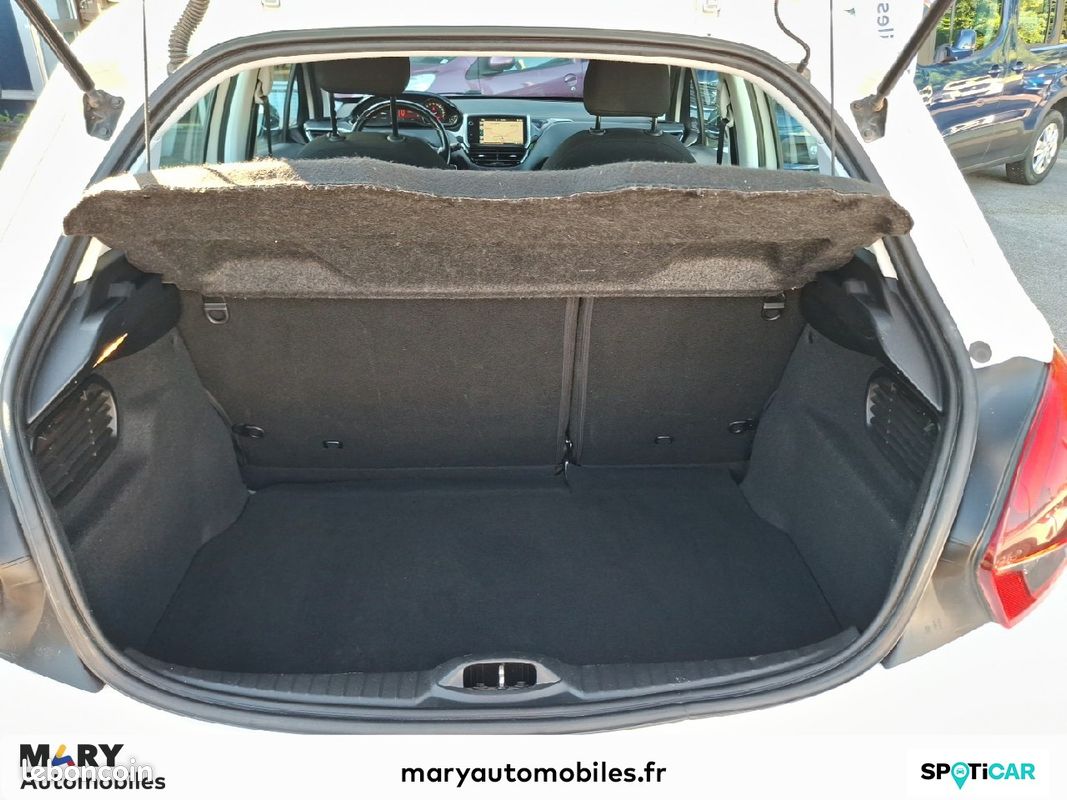 PEUGEOT 208 1.2 PureTech 110ch S&S BVM5 Allure (image 10)