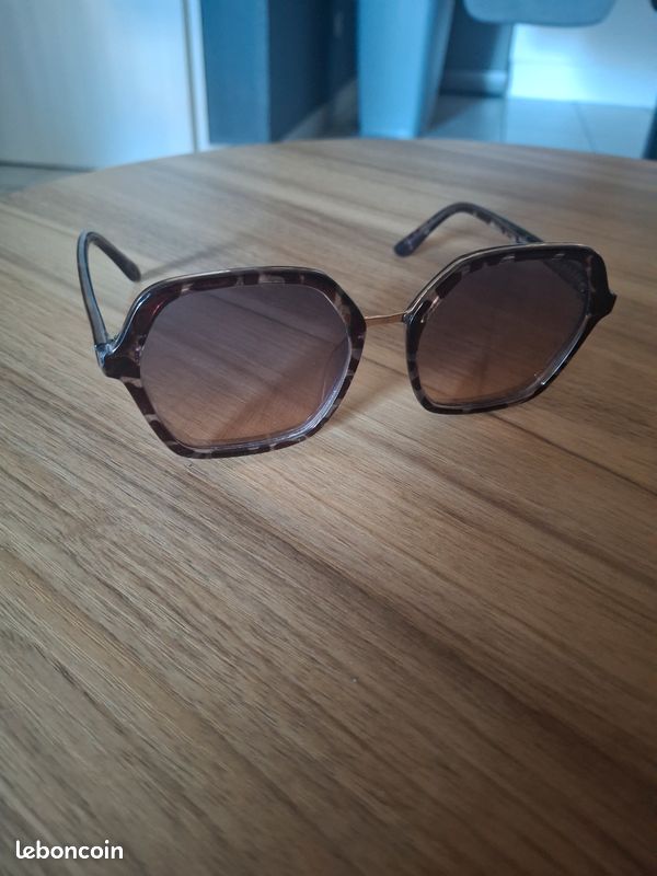Lunette solaire (image 3)