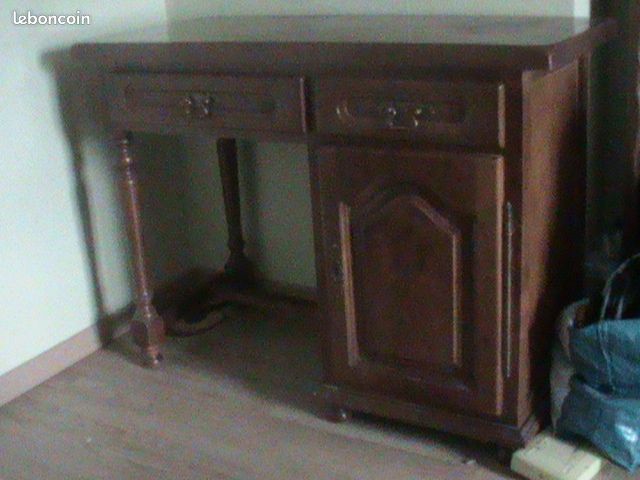Bureau et petite table (image 1)