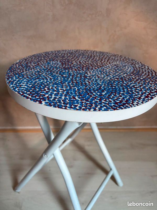Table pliante / Guéridon d'appoint rond (image 3)