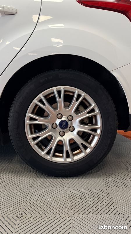 Ford focus 1.0 scti 100 winner (image 14)