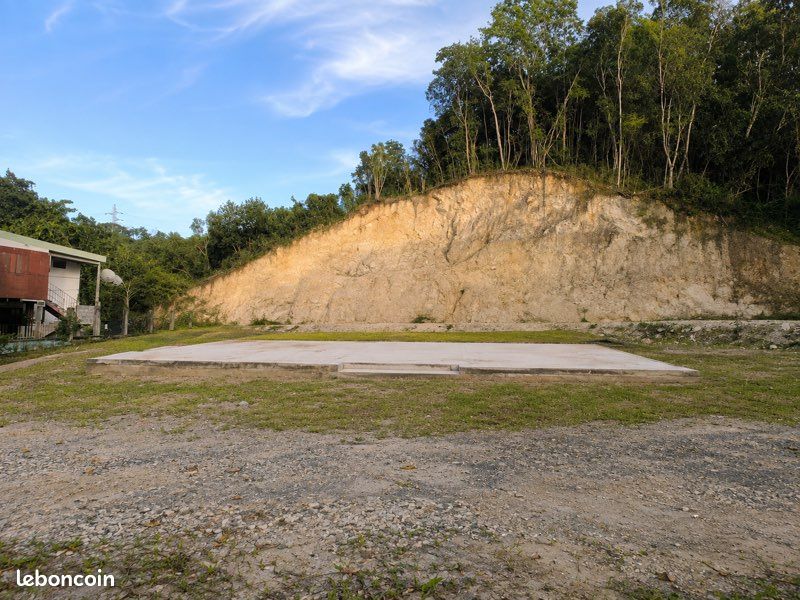 Terrain location abymes · à Les Abymes · 650 €
