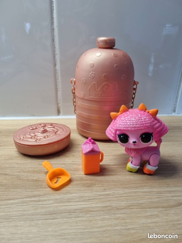 Figurine LOL Surprise Pet Poodle Glitter Queen Série avec