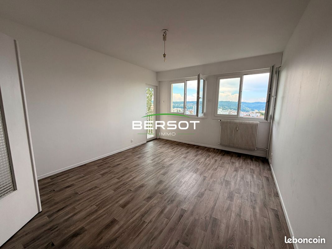 Appartement 5 pièces 96 m² · à Besançon · 96 m² · 950 €/mois