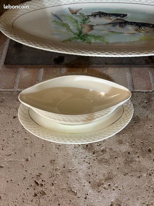 Soupière en porcelaine de Limoges - William Guérin Paris et cie - lot 14