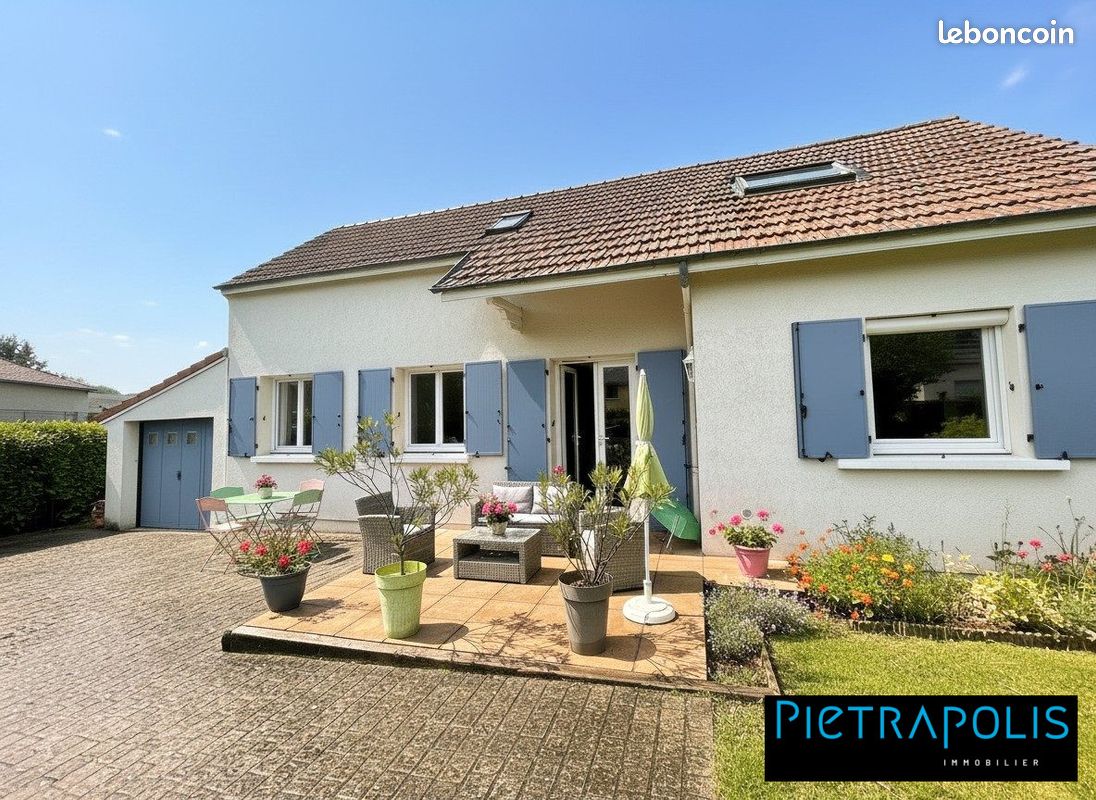Maison 6 pièces 168 m² · à Vaulx-en-Velin · 168 m² · 405 000 €
