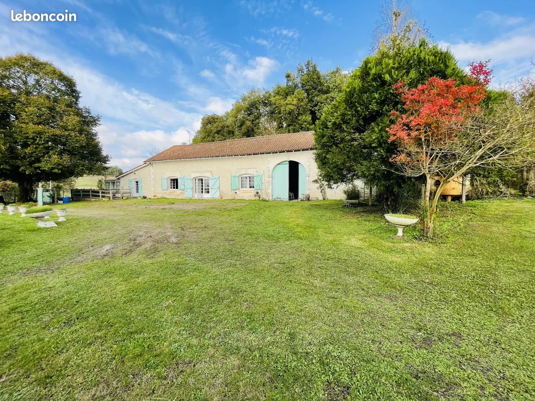 Maison 4 pièces 128 m² · à Brie-sous-Barbezieux · 128 m² · 151 200 €
