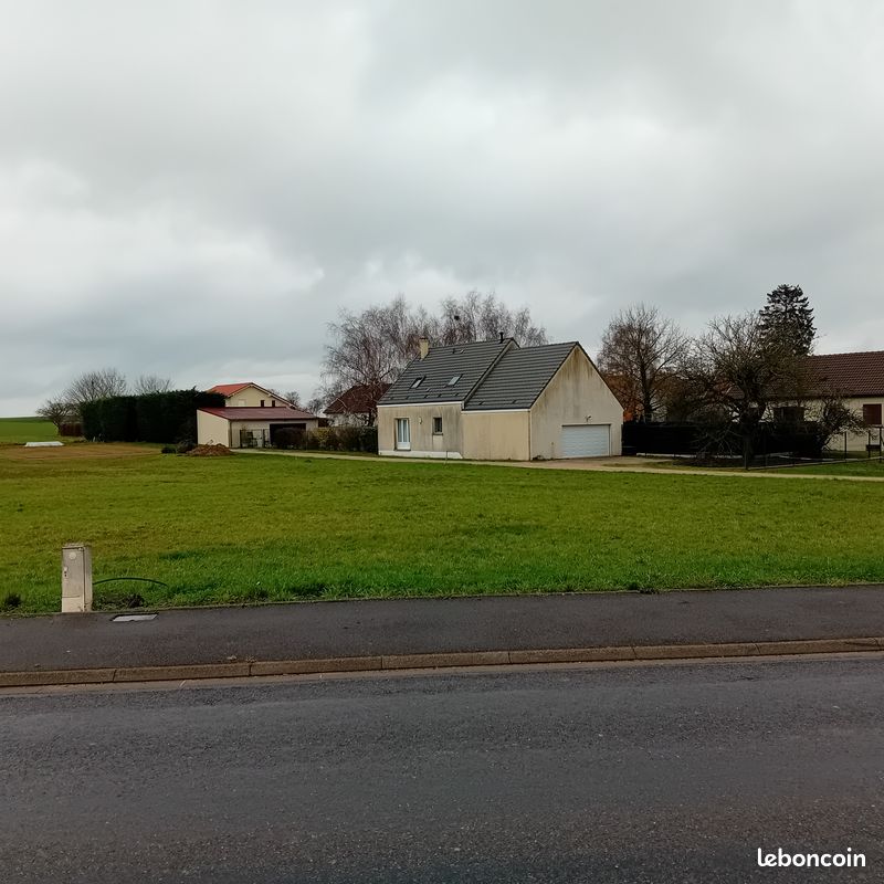 Vends terrain à bâtir viabilisé · aux Petites-Loges · 101 250 €