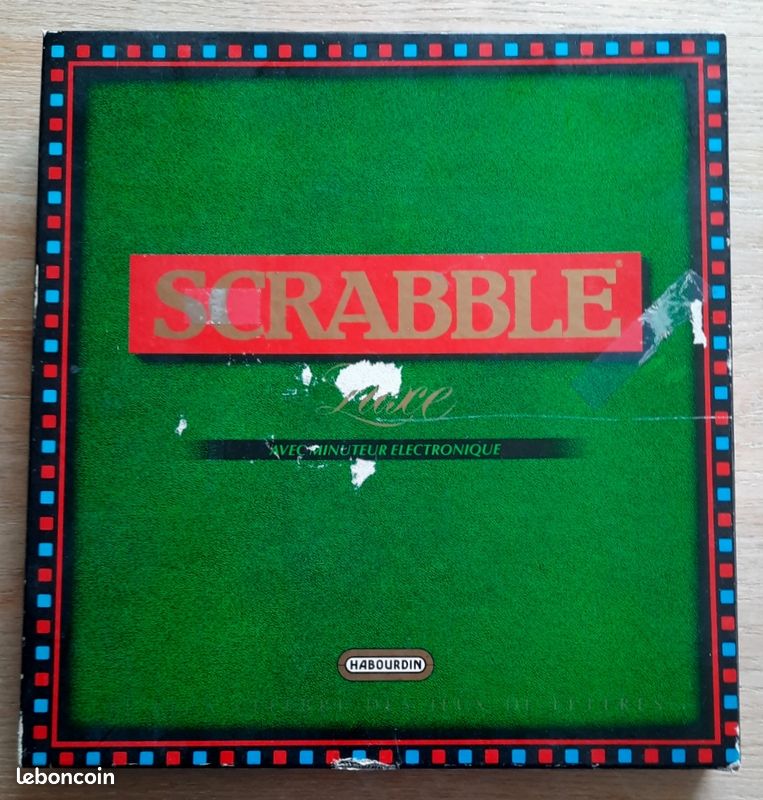 Jeu SCRABBLE DE LUXE - Plateau tournant (image 1)