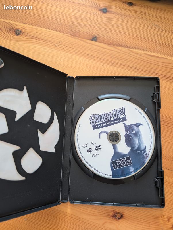 DVD Scooby-Doo et le monstre du lac (image 3)
