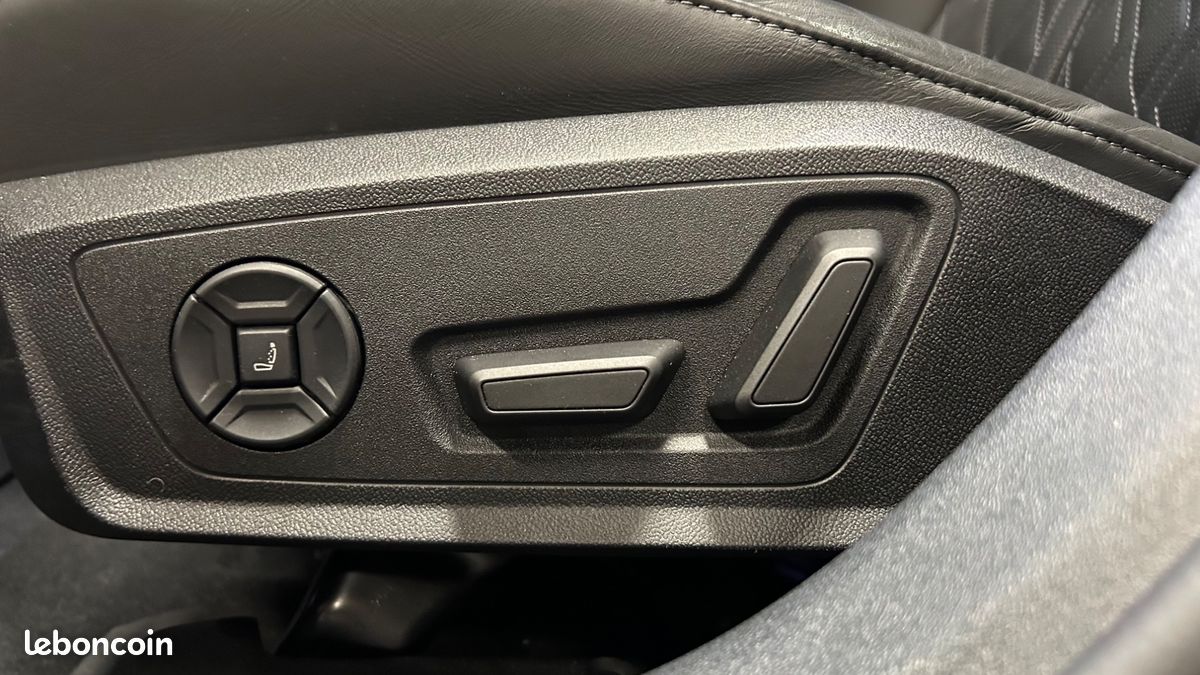 Audi s5 avant 3.0 tfsi 367 hybrid quattro s-tronic bva (image 8)