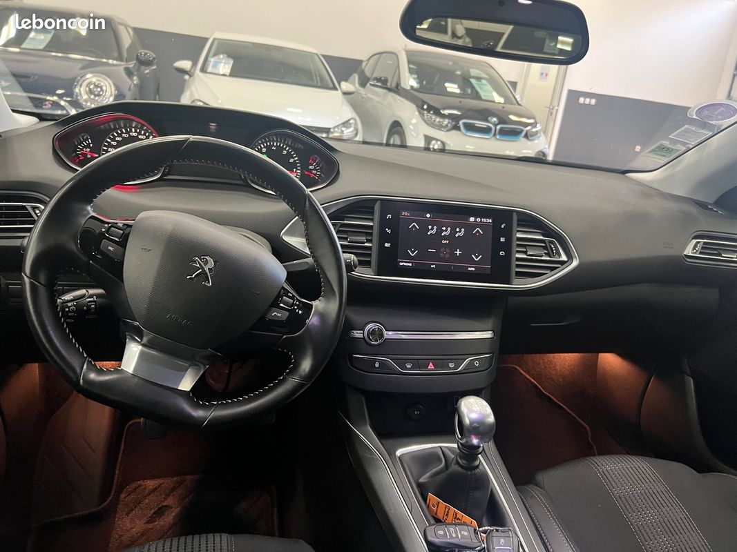 Peugeot 308 1.2 ptec 110 CV S&S ACTIVE BUSINESS / Financement possible (image 3)