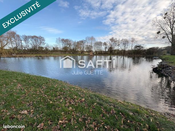 Terrain 5211 m² COMBRAND