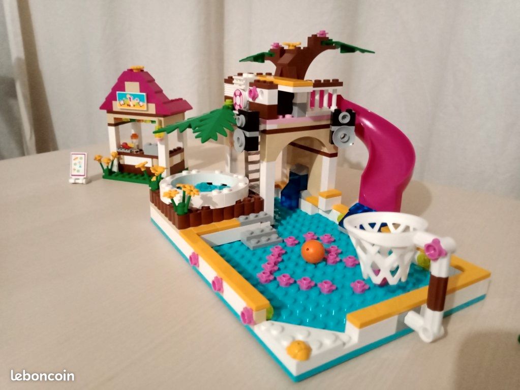 Lego friends piscine d'Heartlake city (image 3)