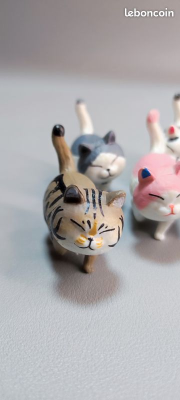 5 figurines chats kawaii | Cadeau déco mignon et coloré (image 4)