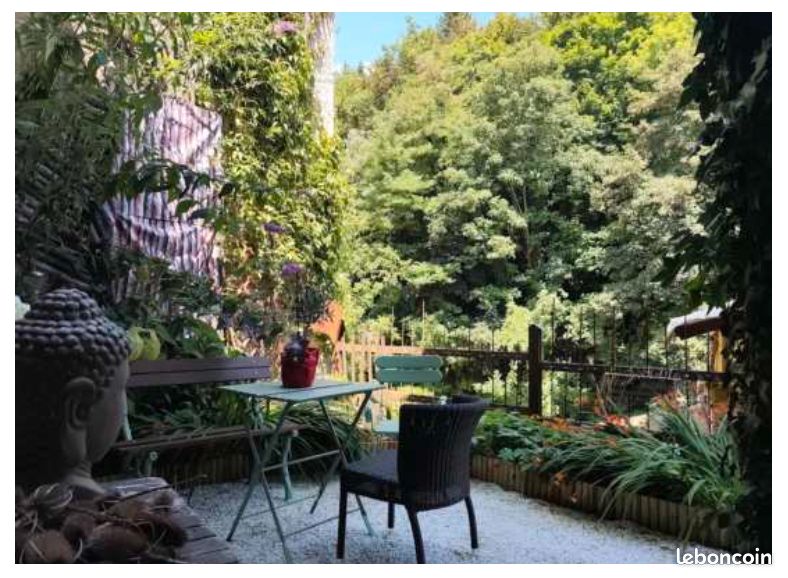 Appartement 5 pièces 110 m² · à Renage · 110 m² · 200 000 €