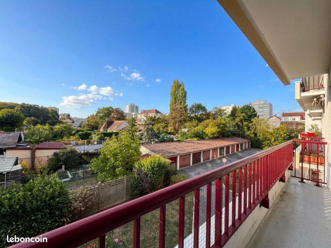 Appartement 3 pièces 68 m² · à Reims · 68 m² · 166 000 €