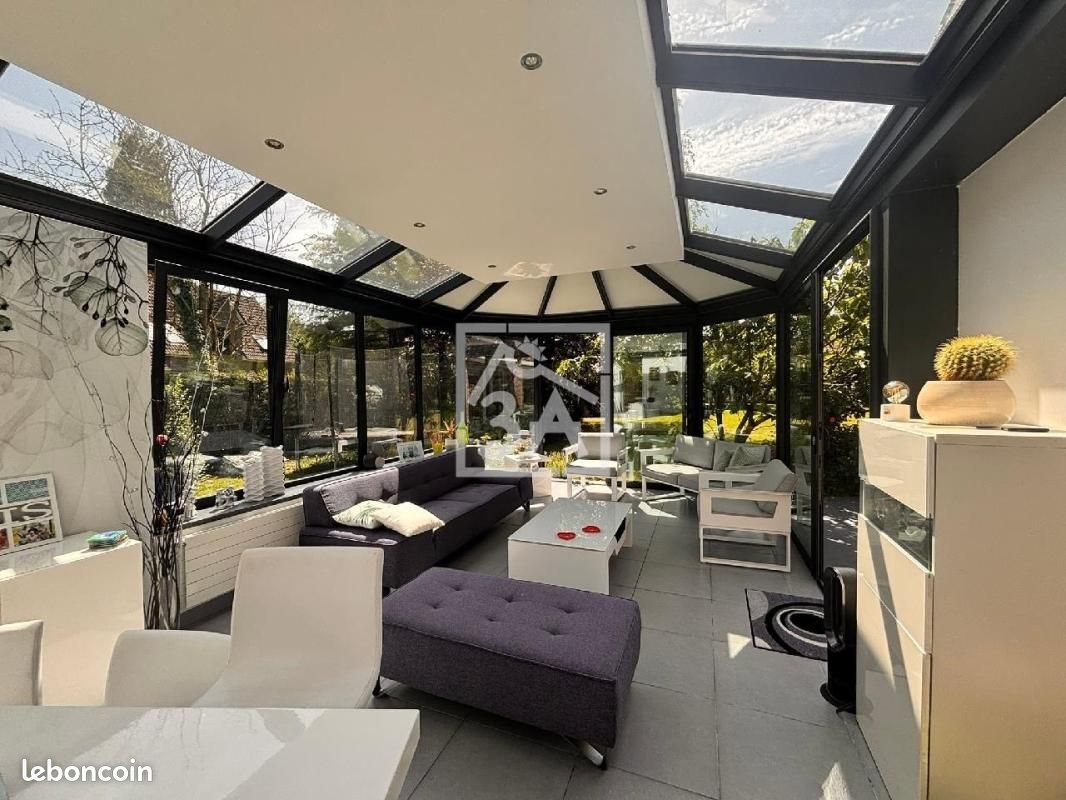 Maison 12 pièces 219 m² · à Hazebrouck · 219 m² · 550 000 €