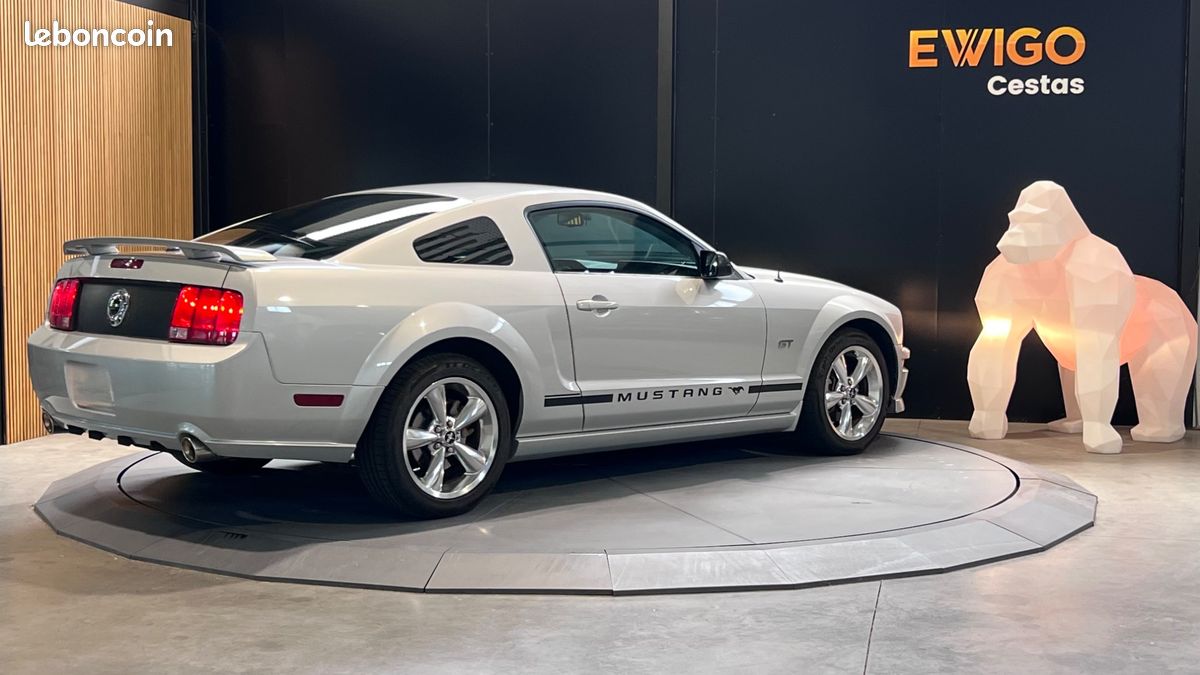 FORD MUSTANG FASTBACK GT V8 4.6L 305ch SACT 24 soupapes - CARTE GRISE FRANCAISE (image 30)