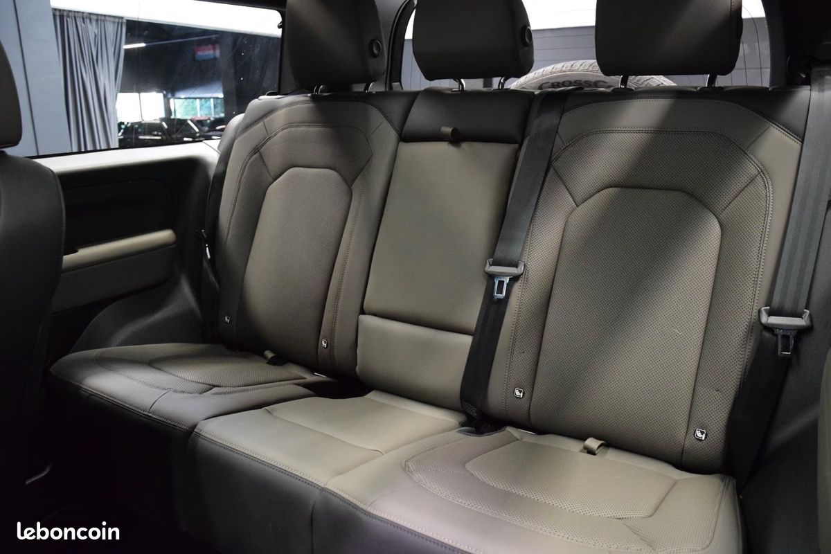 Land Rover Defender 90 D250 X-Dynamic HSE — 2025 — 20 800 km (image 5)