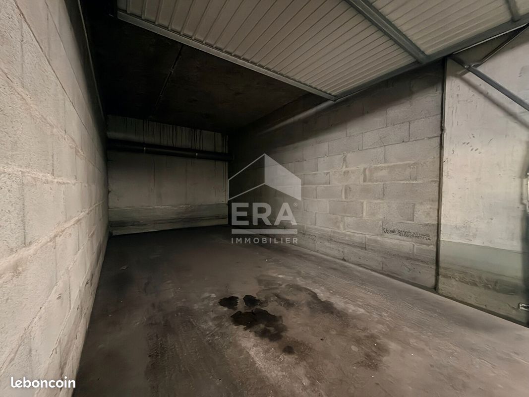 Parking 14 m² · à Villeurbanne · 14 m² · 22 000 €