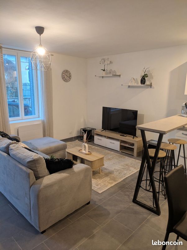 Appartement 3 pièces 70 m² · à Montluçon · 70 m² · 700 €