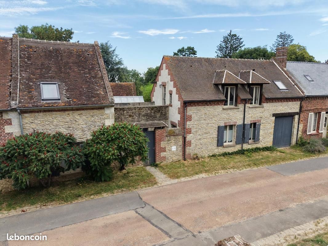 Maison 7 pièces 213 m² · à Cernoy · 213 m² · 414 000 €