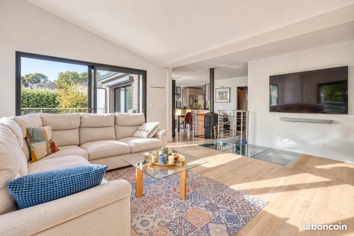 Maison 6 pièces 156 m² · à Villennes-sur-Seine · 156 m² · 879 000 €