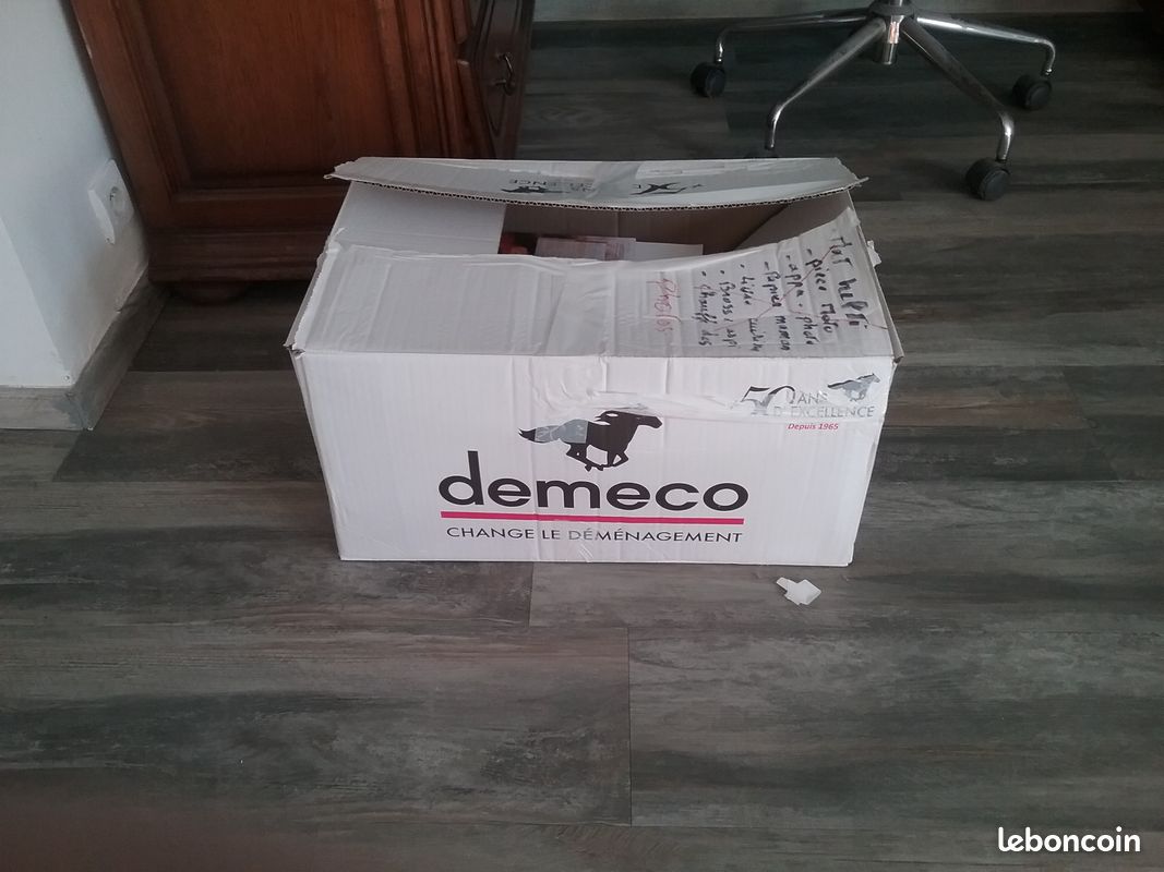 Cartons (image 1)